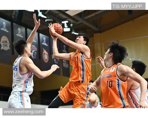 深入分析上海篮球队阵地战战术特点与执行策略 深入分析上海篮球队阵地战战术特点与执行策略