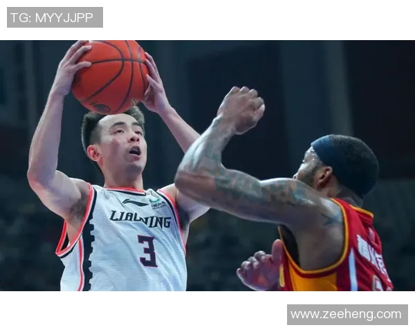 上海篮球队的快速进攻与防守策略探讨及其在比赛中的影响分析